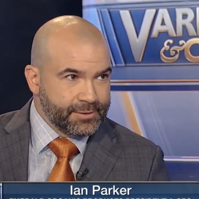 Headshot of Ian Parker